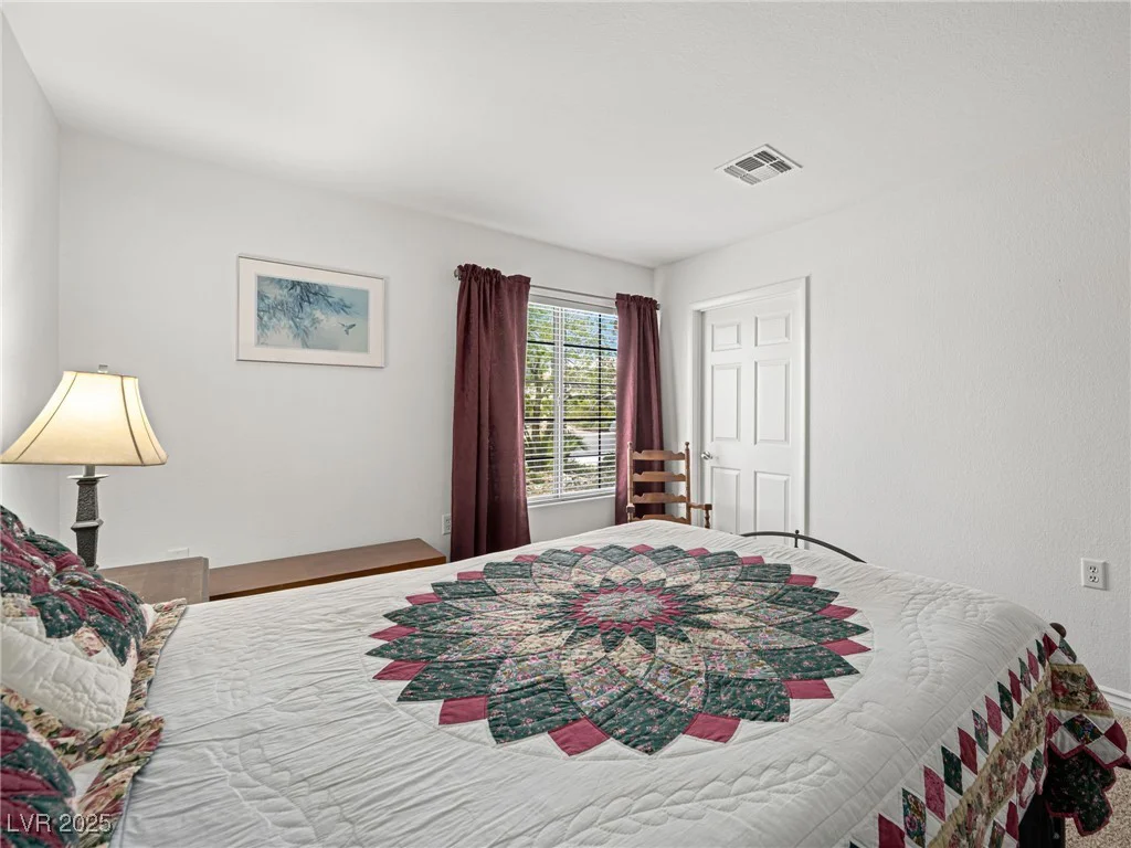 2212 Marble Gorge, Las Vegas, NV 89117