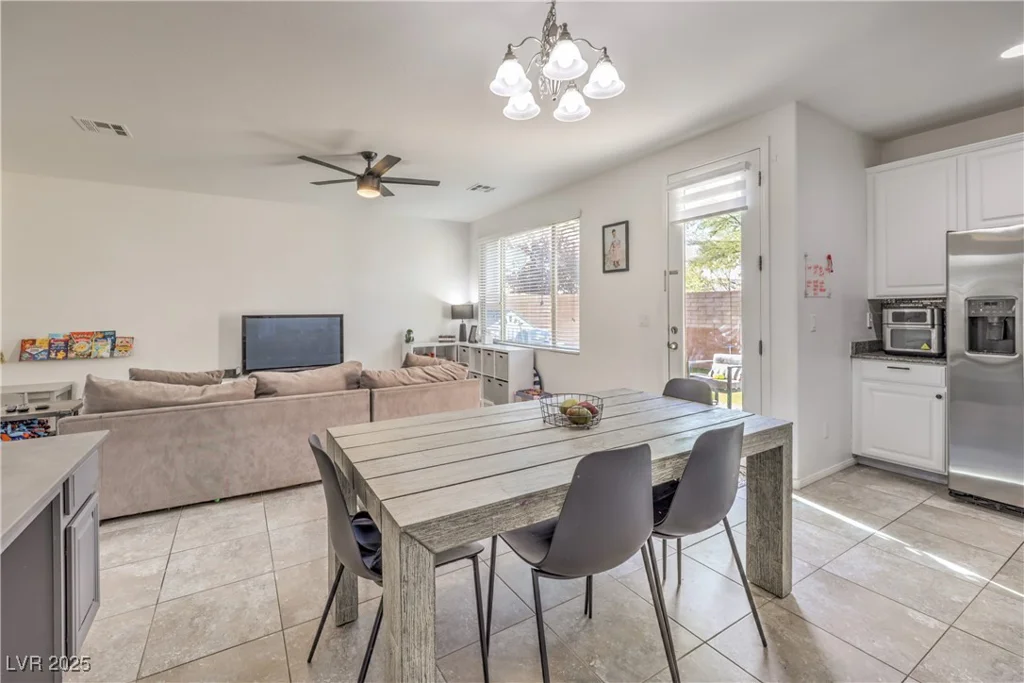 10309 Jolly Hill, Las Vegas, NV 89166