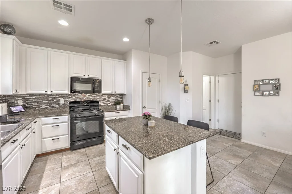10309 Jolly Hill, Las Vegas, NV 89166
