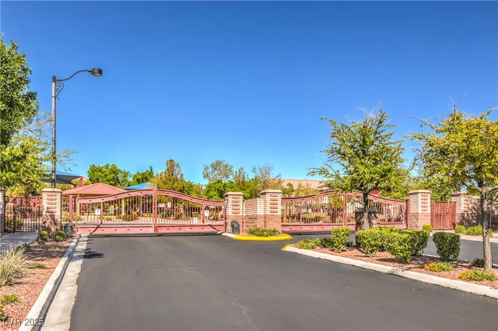 10309 Jolly Hill, Las Vegas, NV 89166