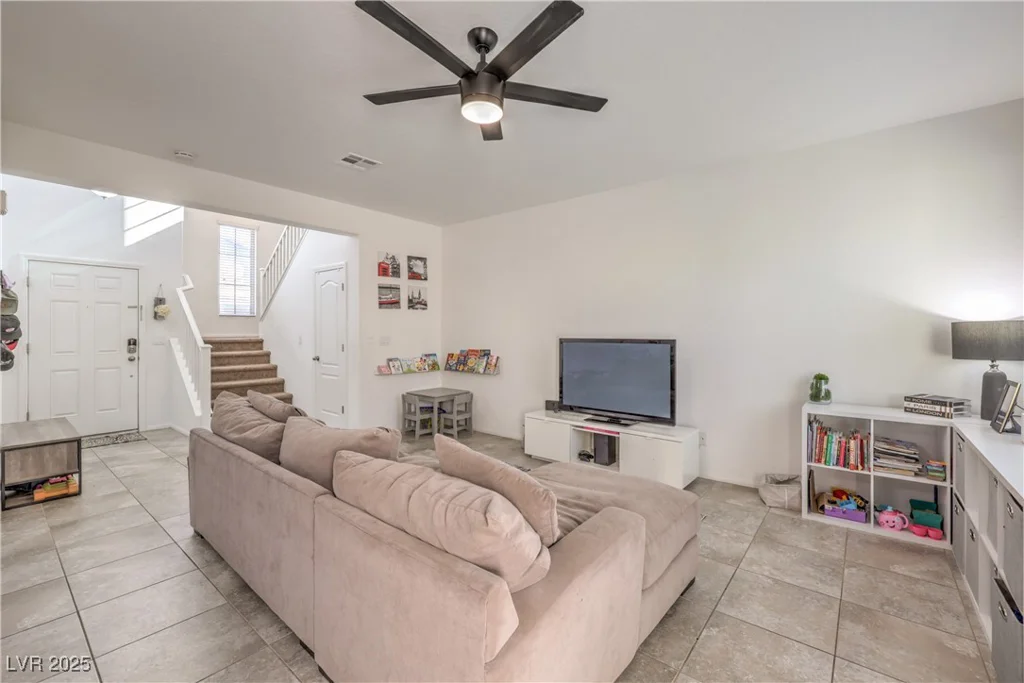 10309 Jolly Hill, Las Vegas, NV 89166