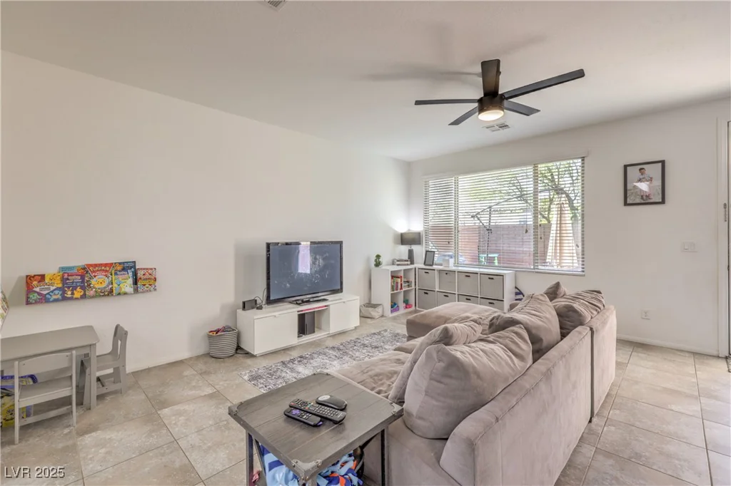 10309 Jolly Hill, Las Vegas, NV 89166