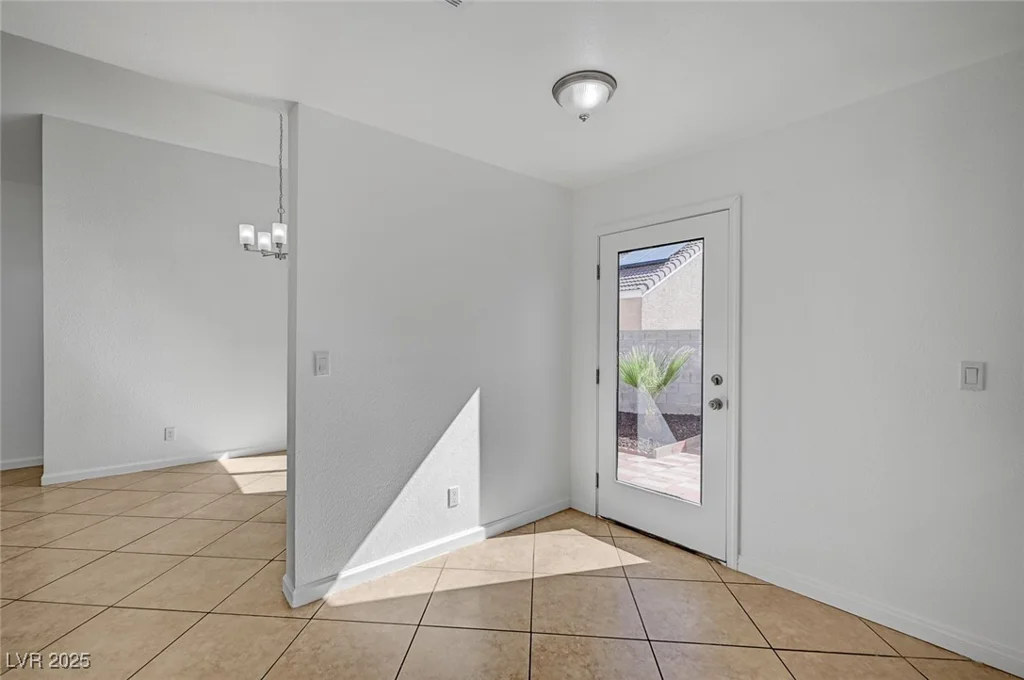 2722 Sesame, Las Vegas, NV 89142