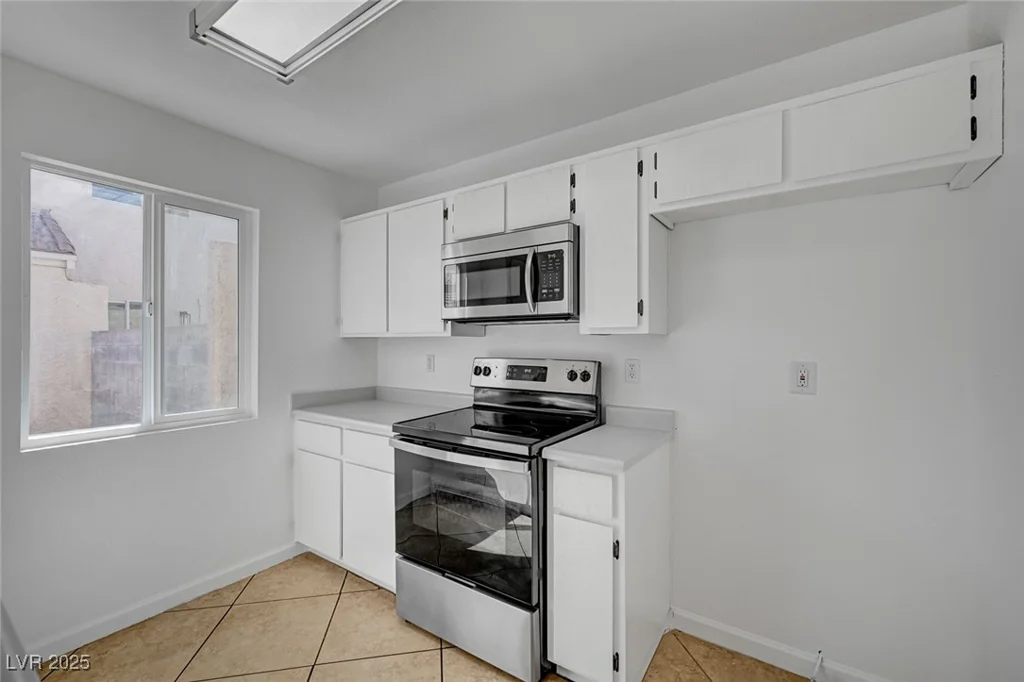2722 Sesame, Las Vegas, NV 89142