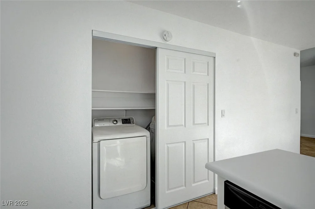 2722 Sesame, Las Vegas, NV 89142