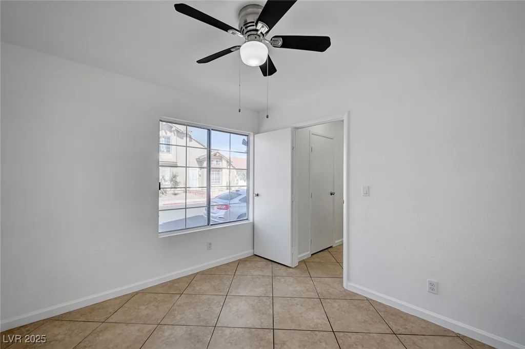2722 Sesame, Las Vegas, NV 89142