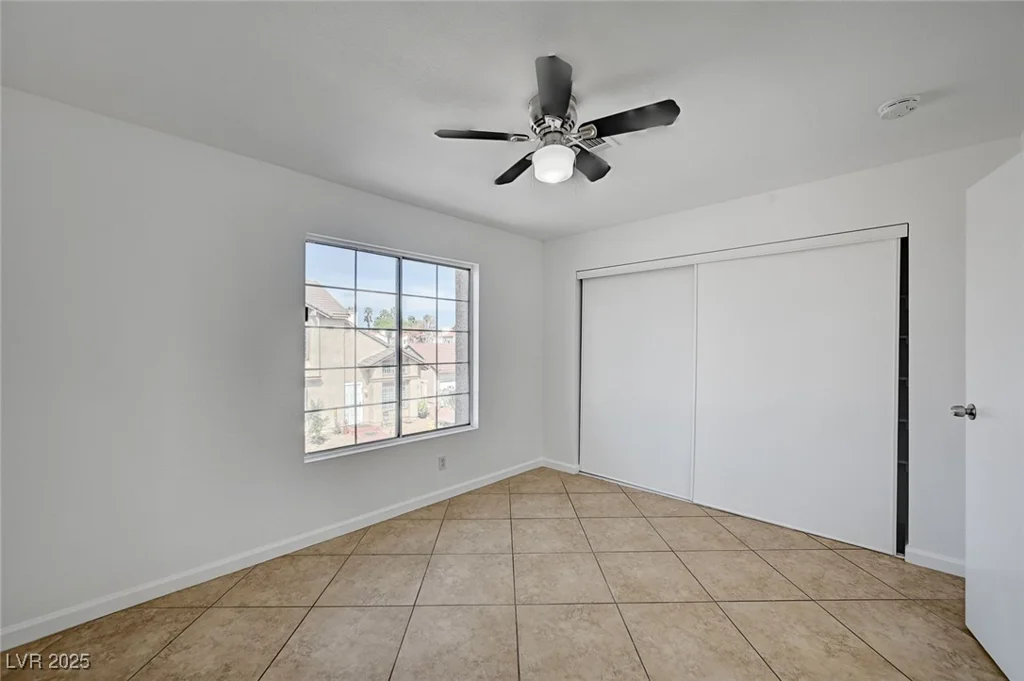 2722 Sesame, Las Vegas, NV 89142