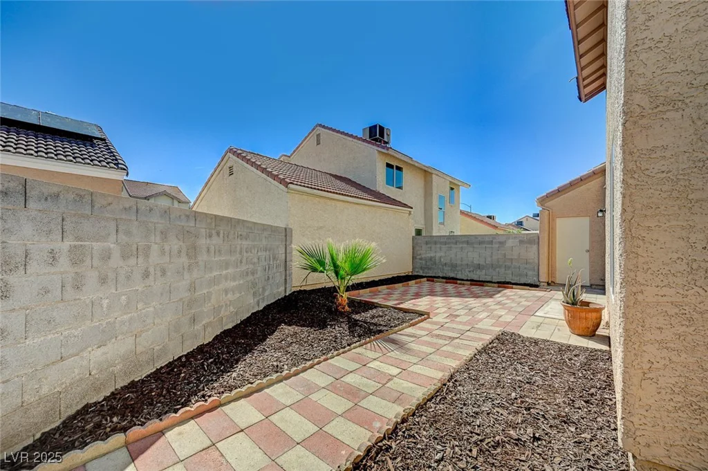 2722 Sesame, Las Vegas, NV 89142