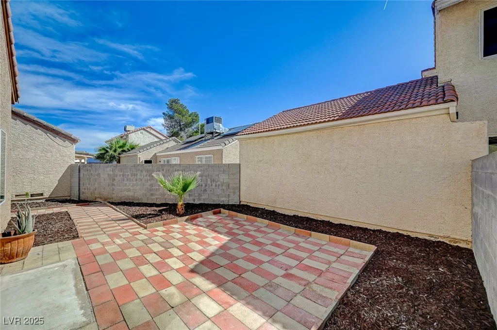 2722 Sesame, Las Vegas, NV 89142