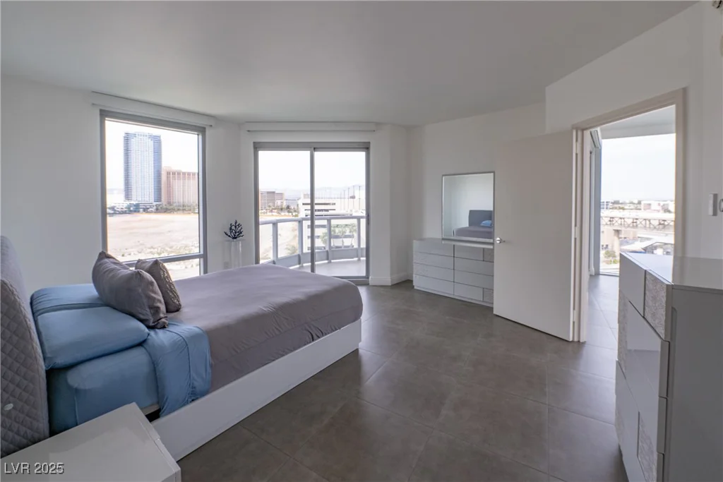 222 Karen, Las Vegas, NV 89109