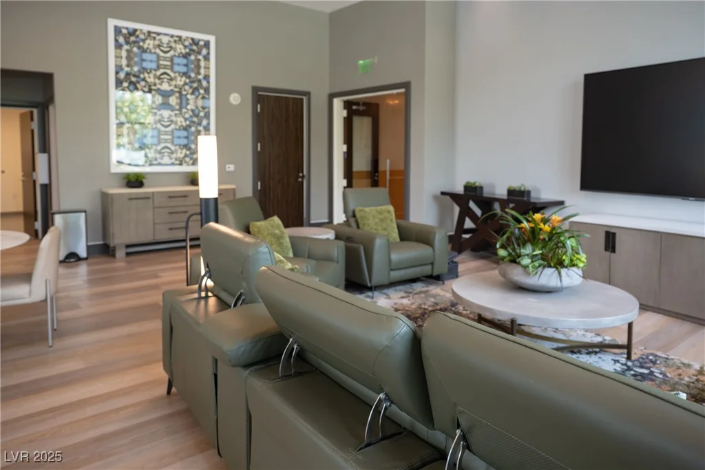 222 Karen, Las Vegas, NV 89109