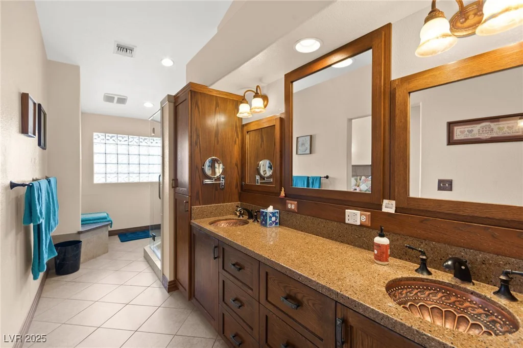 5492 Royal Vista, Las Vegas, NV 89149