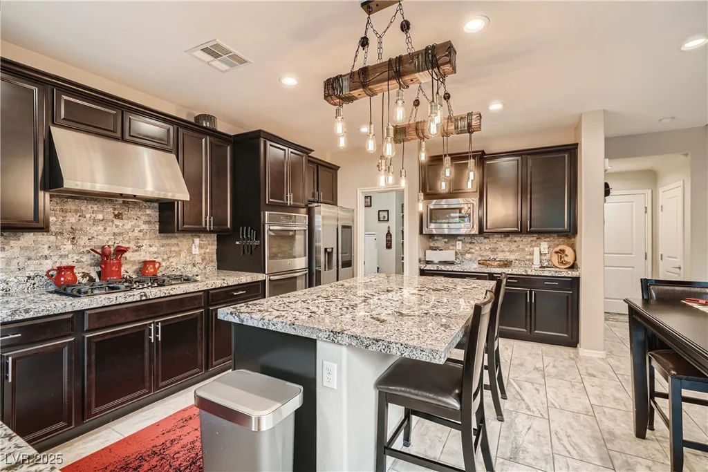 7788 Ebro Valley, Las Vegas, NV 89113