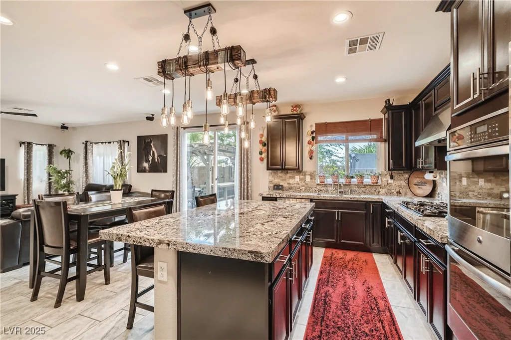 7788 Ebro Valley, Las Vegas, NV 89113