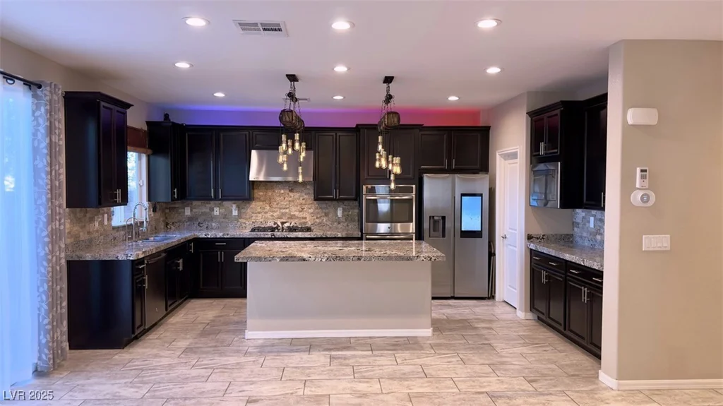 7788 Ebro Valley, Las Vegas, NV 89113