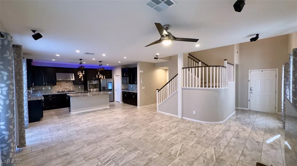 7788 Ebro Valley, Las Vegas, NV 89113