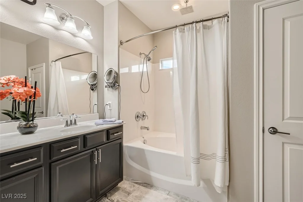 7788 Ebro Valley, Las Vegas, NV 89113