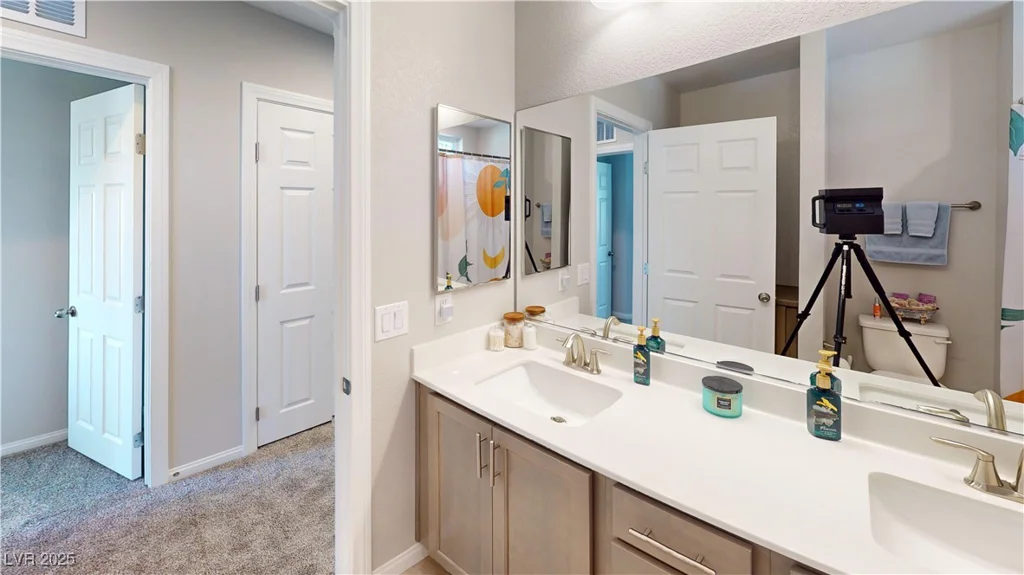 10626 Bowmore, Las Vegas, NV 89166