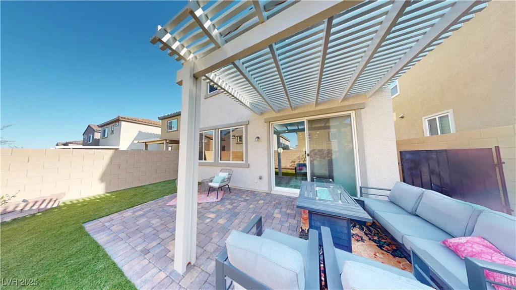 10626 Bowmore, Las Vegas, NV 89166