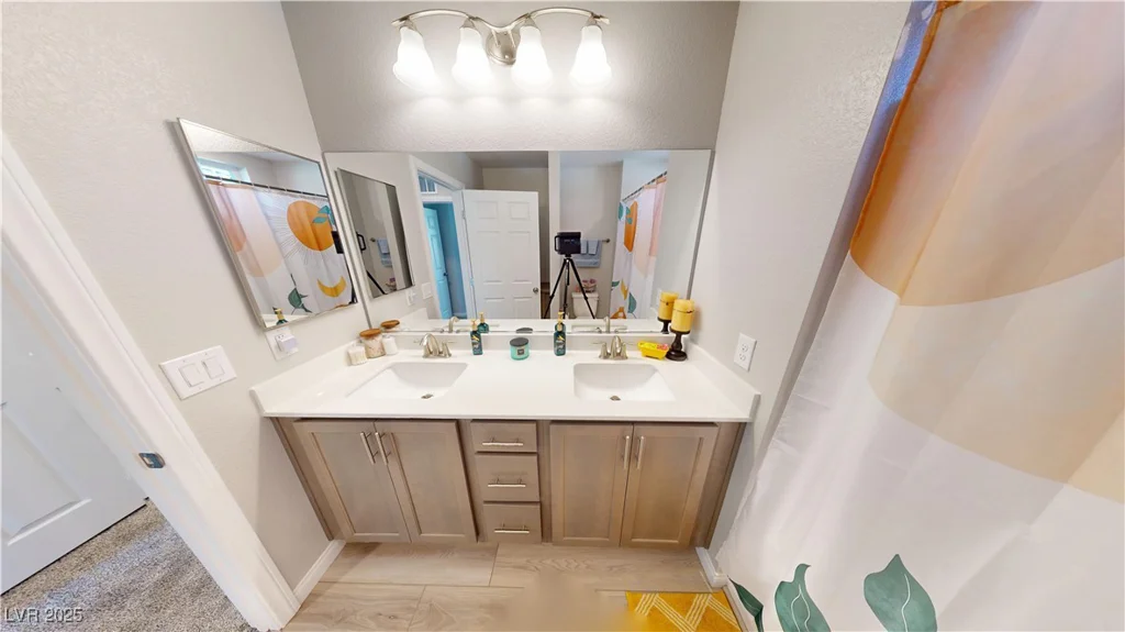 10626 Bowmore, Las Vegas, NV 89166