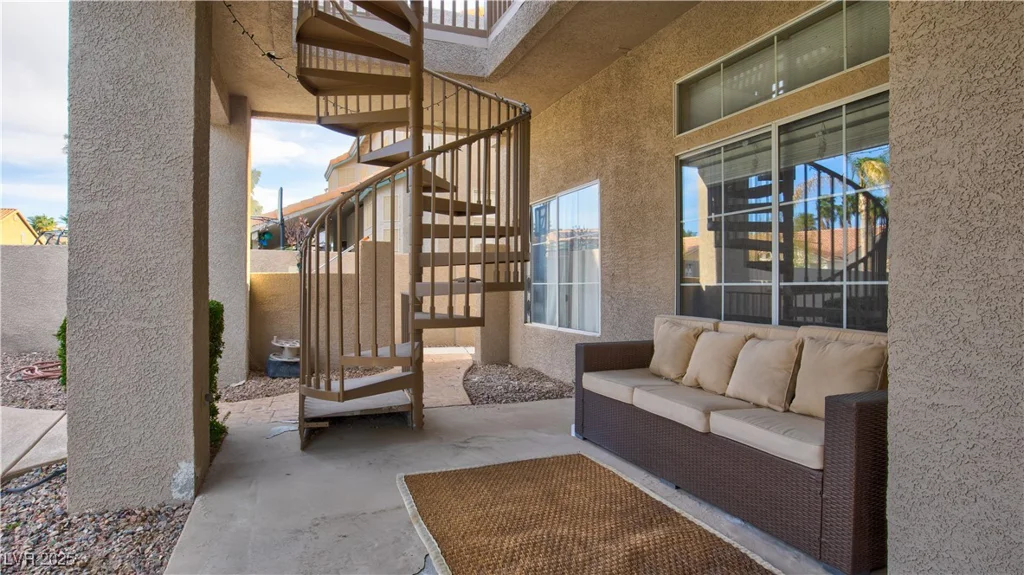 16 Old Lake, Henderson, NV 89074