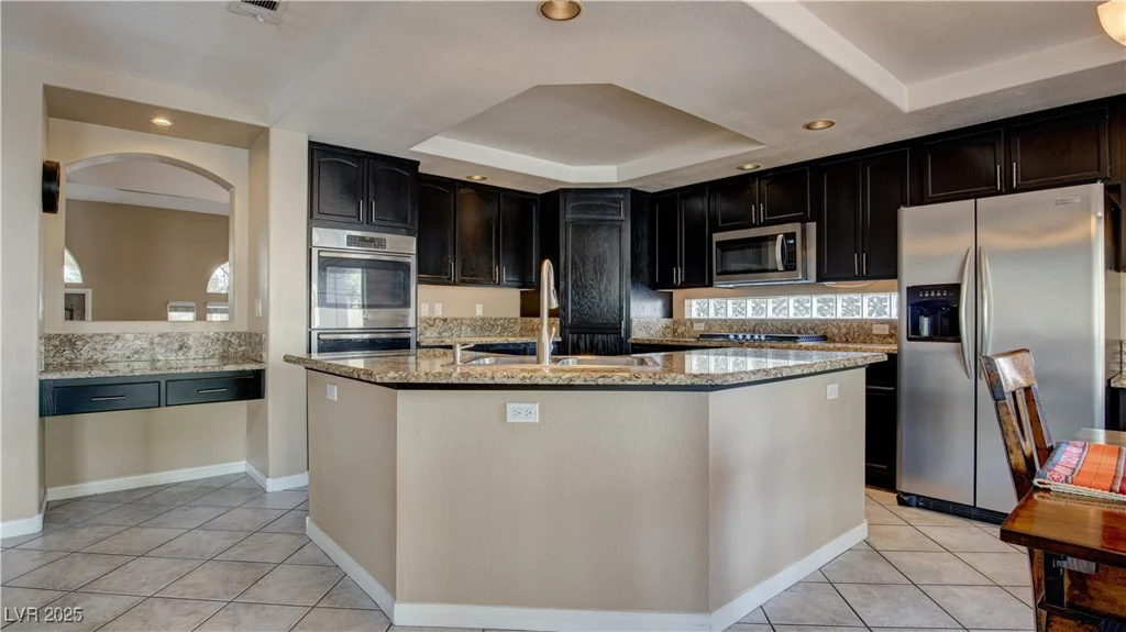 16 Old Lake, Henderson, NV 89074