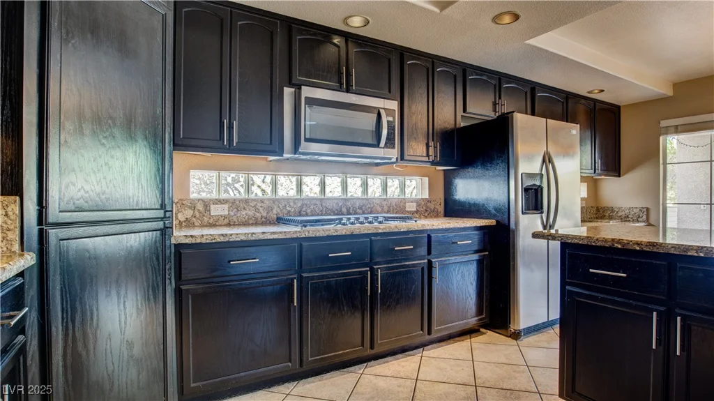 16 Old Lake, Henderson, NV 89074