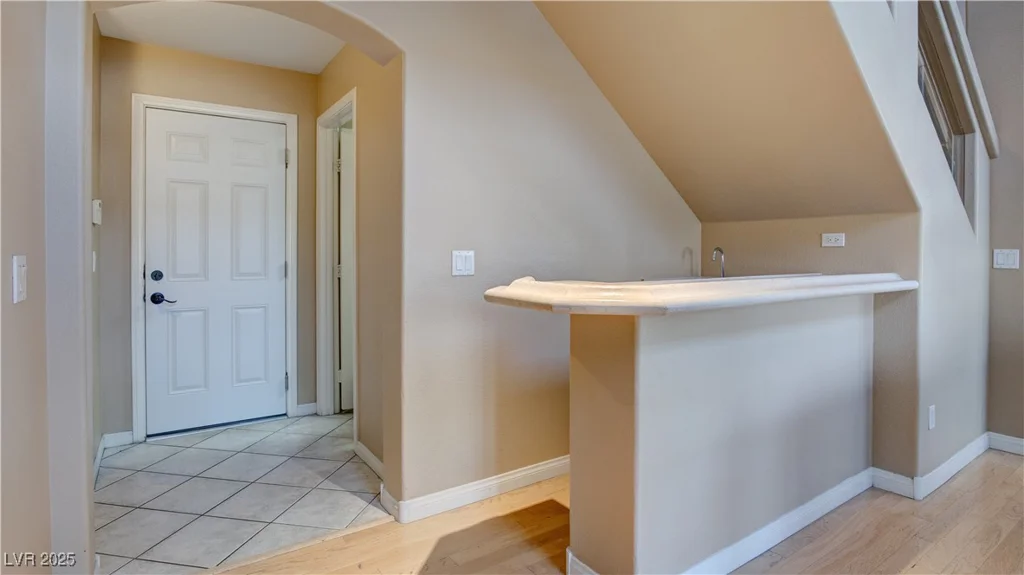 16 Old Lake, Henderson, NV 89074