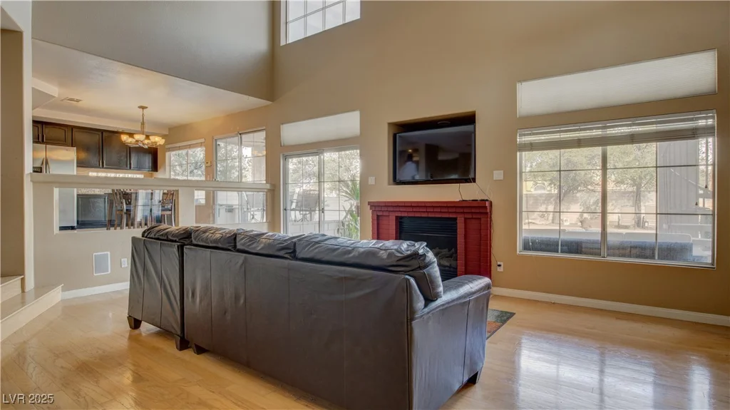 16 Old Lake, Henderson, NV 89074