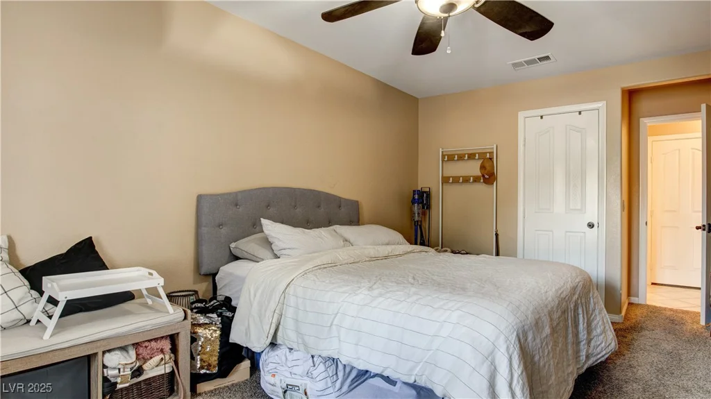 16 Old Lake, Henderson, NV 89074