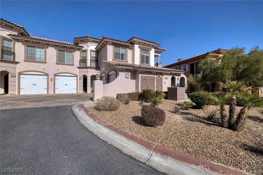 10 Via Visione, Henderson, NV 89011