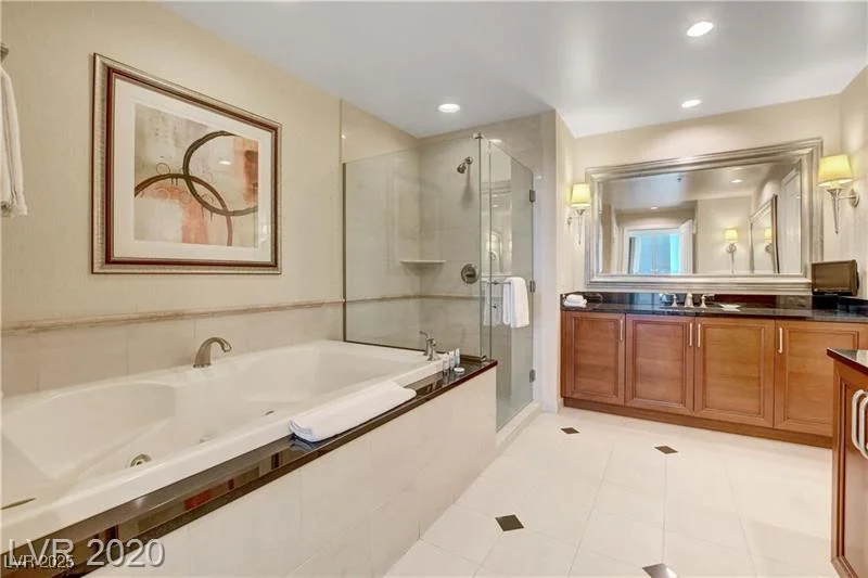 125 Harmon, Las Vegas, NV 89109