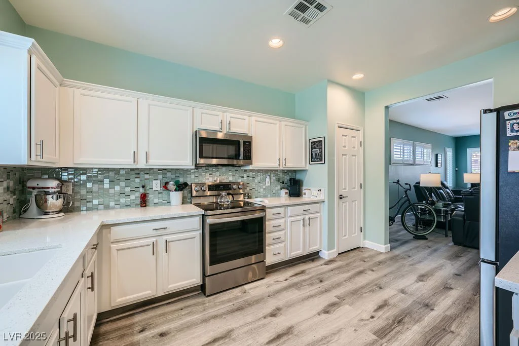 3037 Dowitcher, North Las Vegas, NV 89084