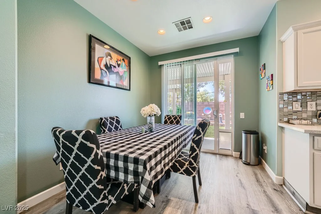 3037 Dowitcher, North Las Vegas, NV 89084