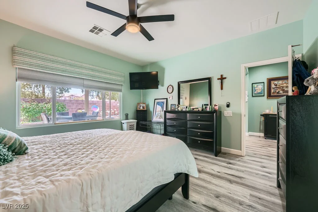 3037 Dowitcher, North Las Vegas, NV 89084