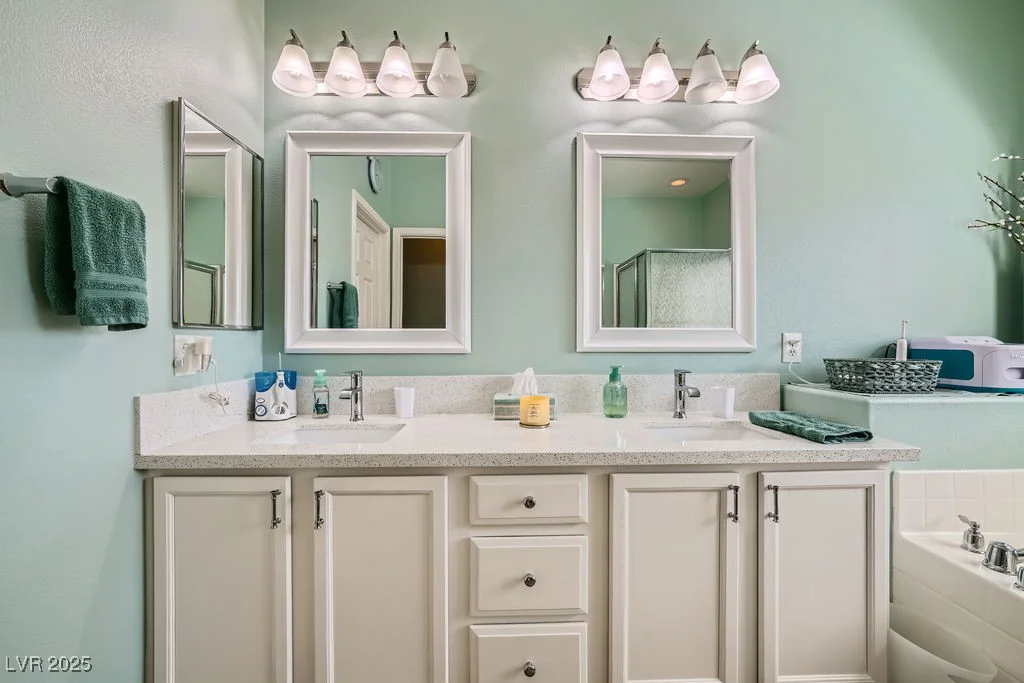 3037 Dowitcher, North Las Vegas, NV 89084