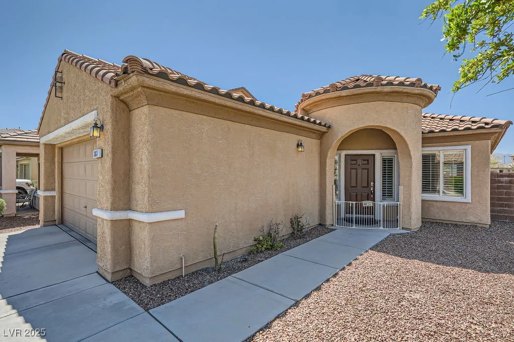 3037 Dowitcher, North Las Vegas, NV 89084