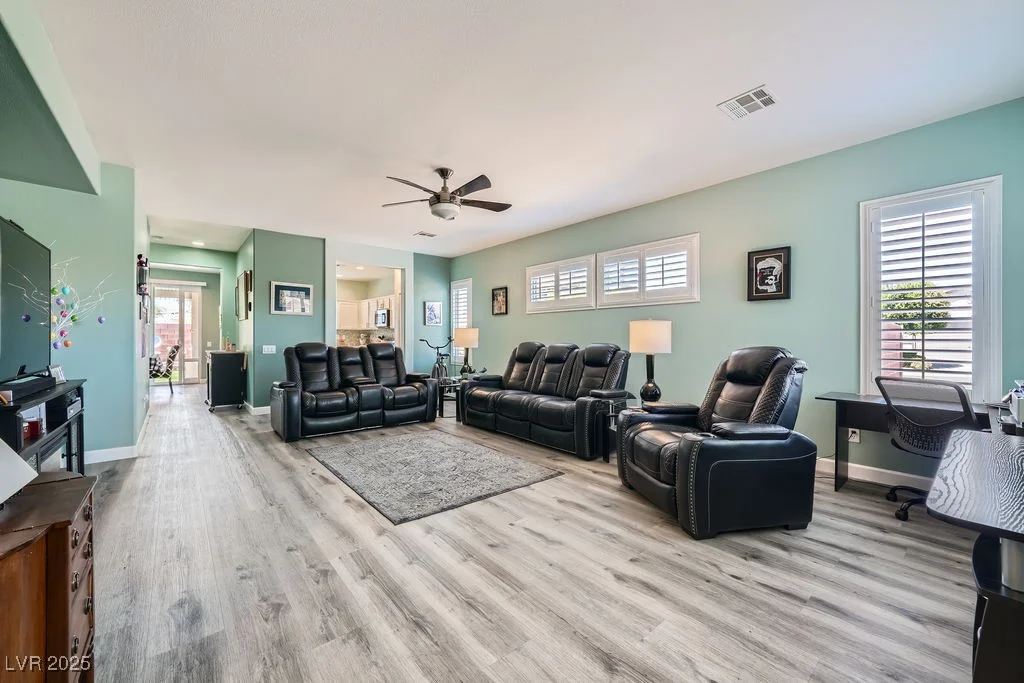3037 Dowitcher, North Las Vegas, NV 89084