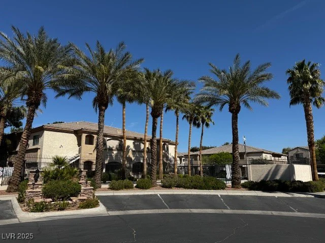 3400 Cabana, Las Vegas, NV 89122