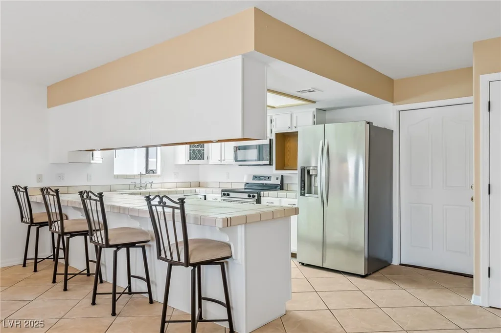 2063 Avalon, Laughlin, NV 89029