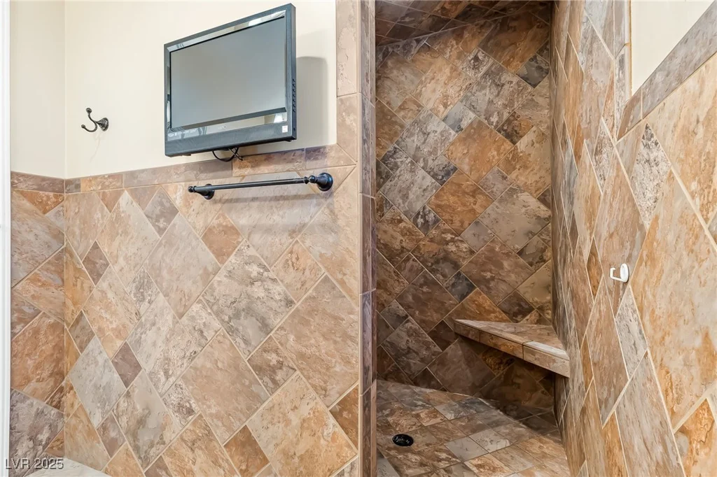 2063 Avalon, Laughlin, NV 89029