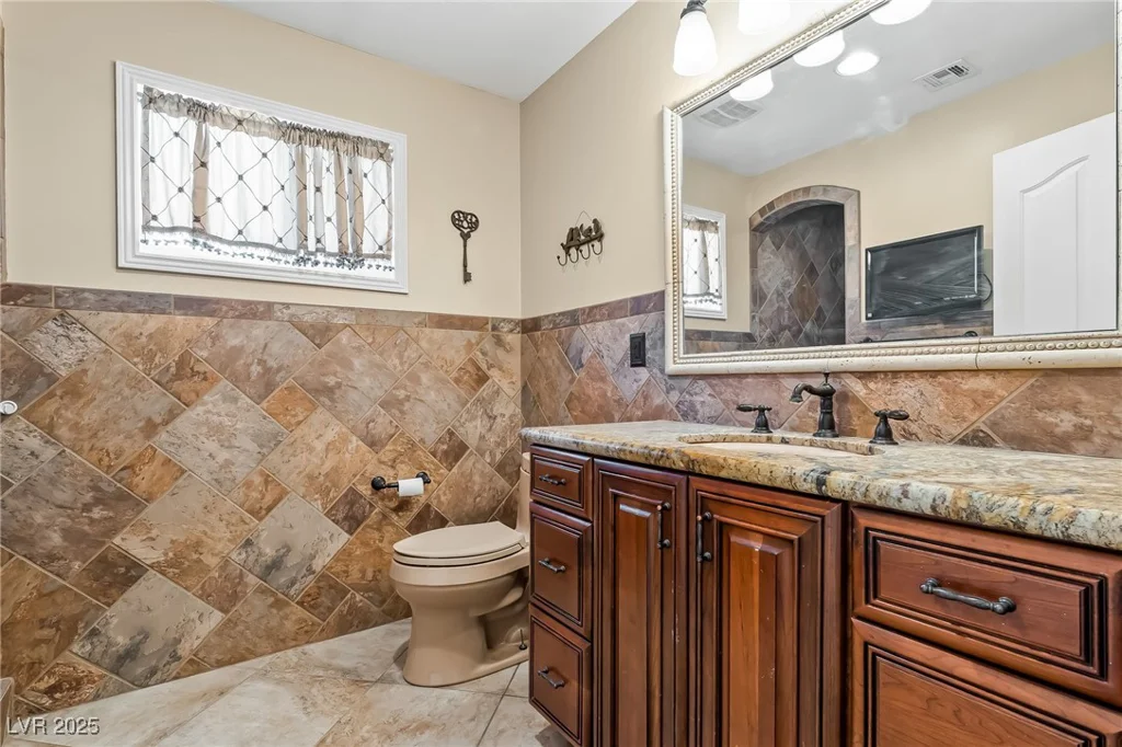 2063 Avalon, Laughlin, NV 89029
