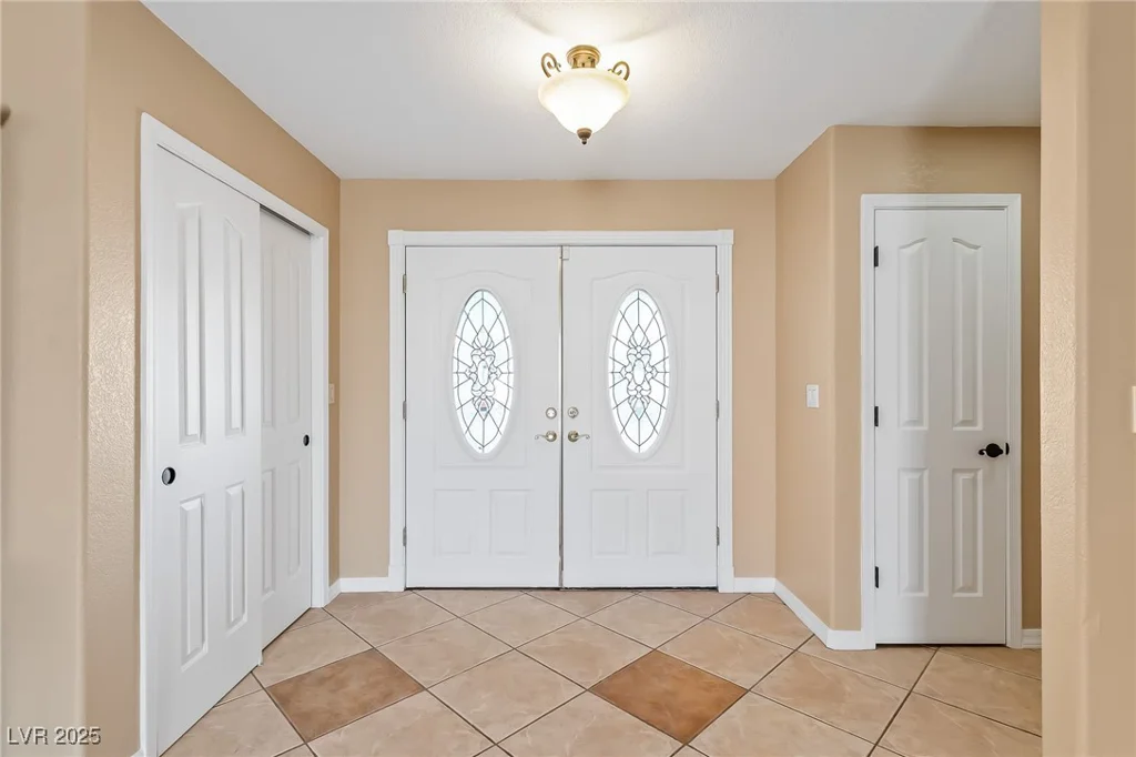 2063 Avalon, Laughlin, NV 89029