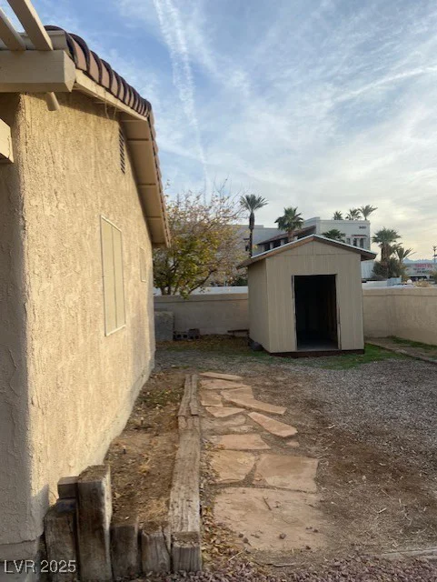 2063 Avalon, Laughlin, NV 89029