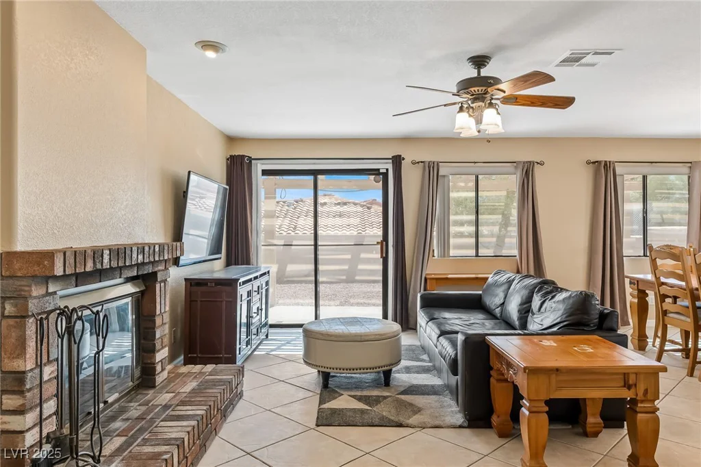 2063 Avalon, Laughlin, NV 89029