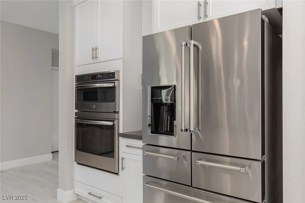 6821 Empire Cliff, North Las Vegas, NV 89084