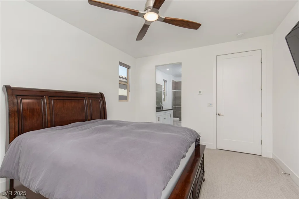 6821 Empire Cliff, North Las Vegas, NV 89084