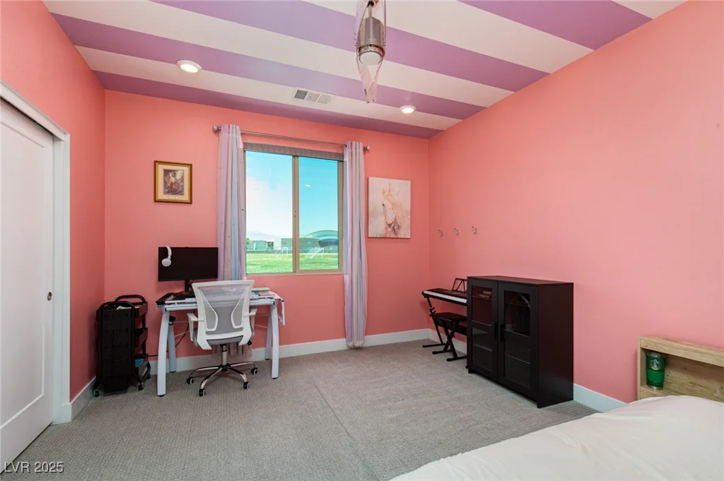 6821 Empire Cliff, North Las Vegas, NV 89084
