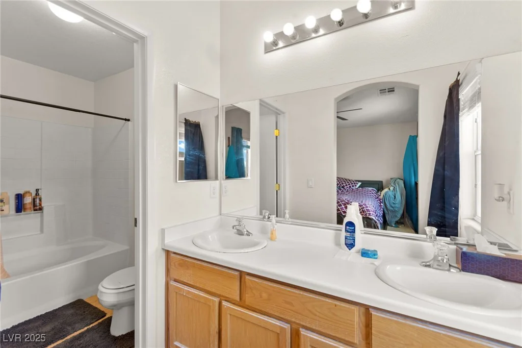 6575 Buster Brown, Las Vegas, NV 89122