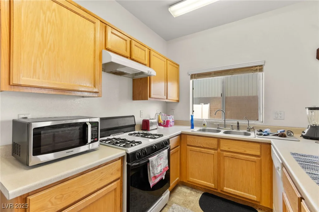 6575 Buster Brown, Las Vegas, NV 89122